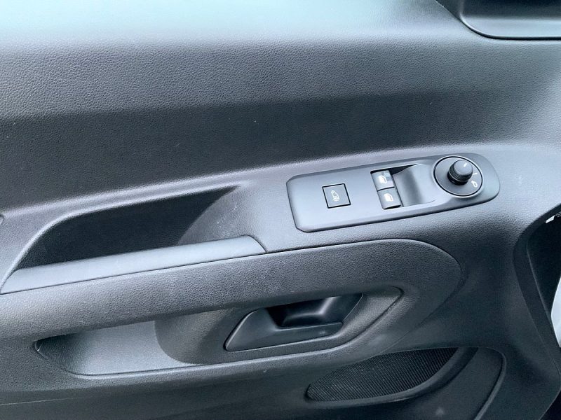 PEUGEOT PARTNER Camionnette (K9) 2021