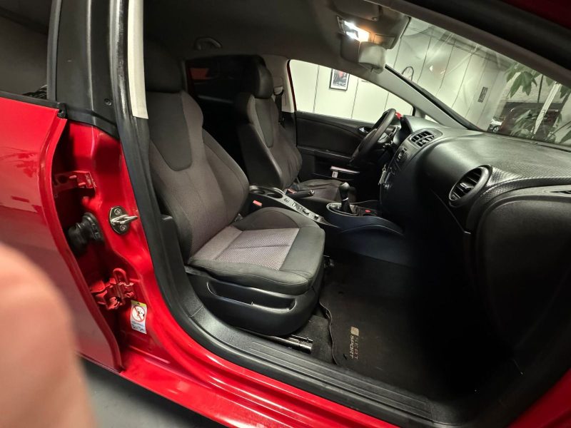 SEAT LEON 1.9TDI 105CH