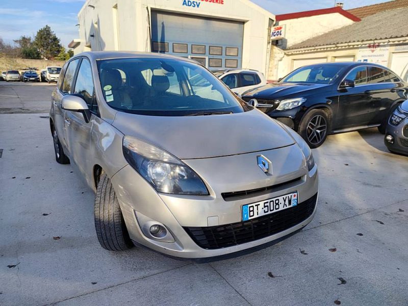 RENEAULT SCENIC 2011