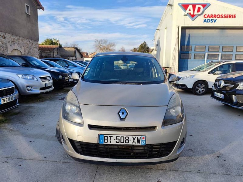 RENEAULT SCENIC 2011