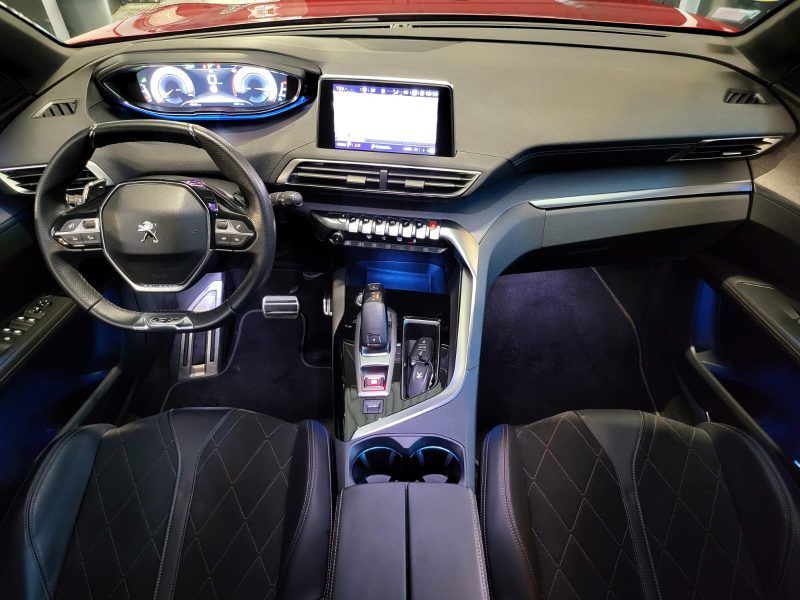 PEUGEOT 3008 GT 2.0 BlueHDi 180cv SUIVI COMPLET PEUGEOT EAT8 / CARPLAY / CAMERA / KEYLESS / ANGLES M