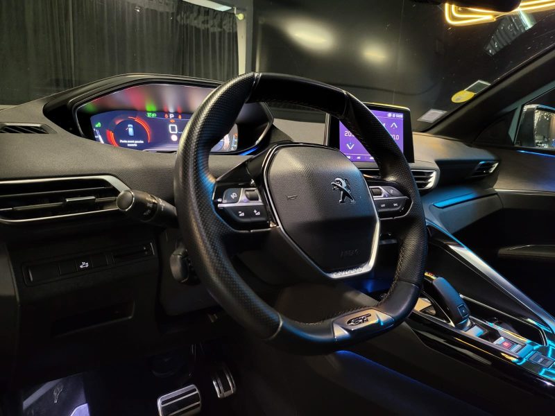 PEUGEOT 3008 GT 2.0 BlueHDi 180cv SUIVI COMPLET PEUGEOT EAT8 / CARPLAY / CAMERA / KEYLESS / ANGLES M