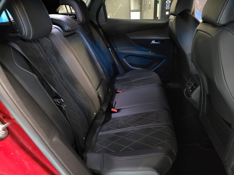 PEUGEOT 3008 GT 2.0 BlueHDi 180cv SUIVI COMPLET PEUGEOT EAT8 / CARPLAY / CAMERA / KEYLESS / ANGLES M