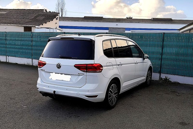 VOLKSWAGEN TOURAN 2.0 TDI 150 CH 7 PLACES