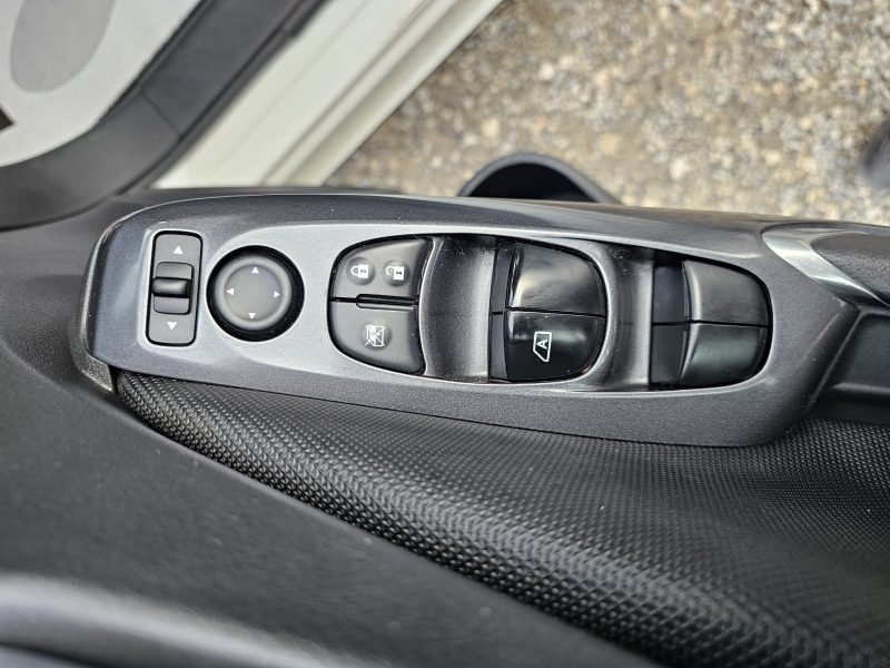 NISSAN JUKE 1,0 DIG-T 117 ACENTA FAIBLE KM 