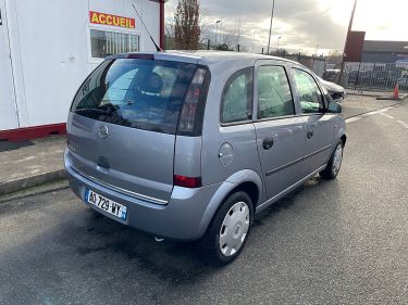 OPEL MERIVA 2010