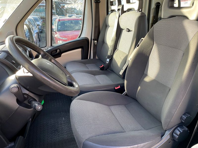 PEUGEOT BOXER   2.2Hdi 120 Benne 7 Places 2011