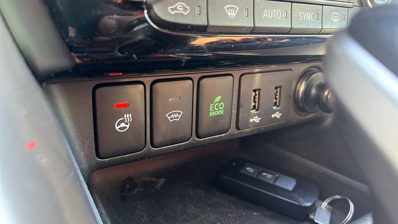 MITSUBISHI ECLIPSE CROSS 2017