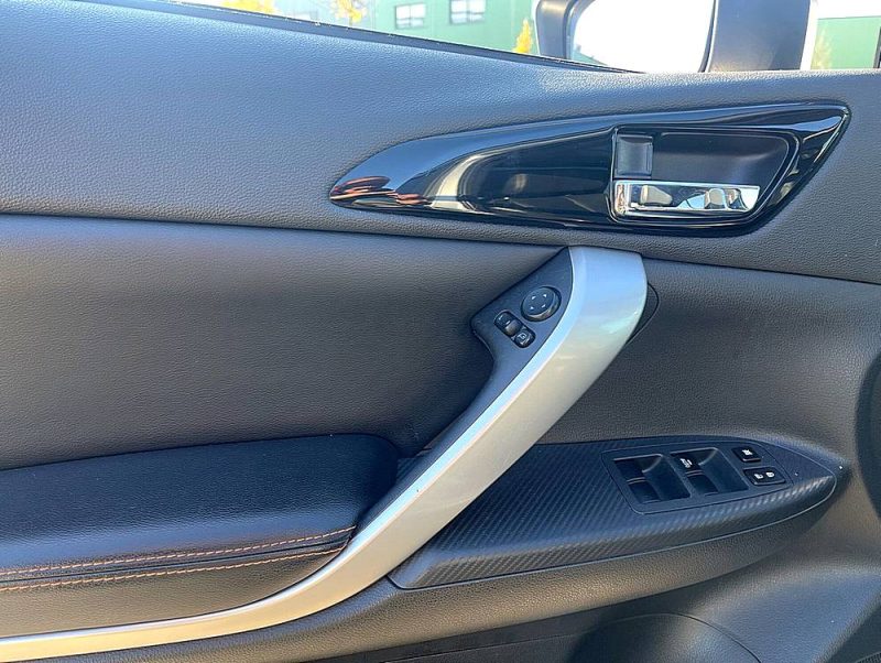 MITSUBISHI ECLIPSE CROSS 2017