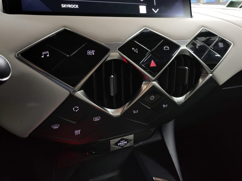 DS3 Crossback 1.2 THP Puretech EAT8 131 cv Rivoli