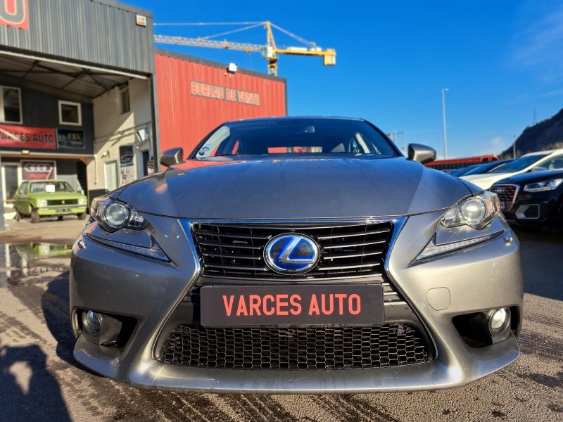 LEXUS IS300H 2013