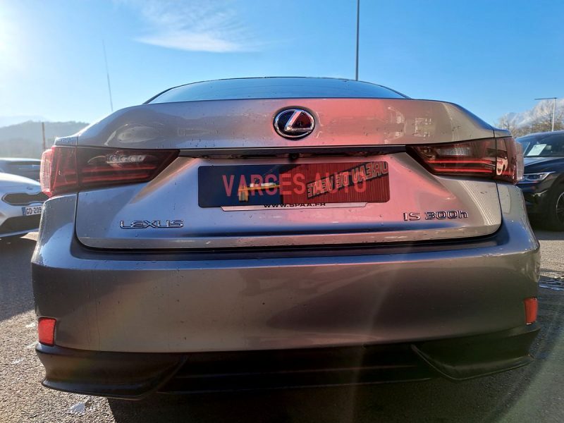LEXUS IS300H 2013