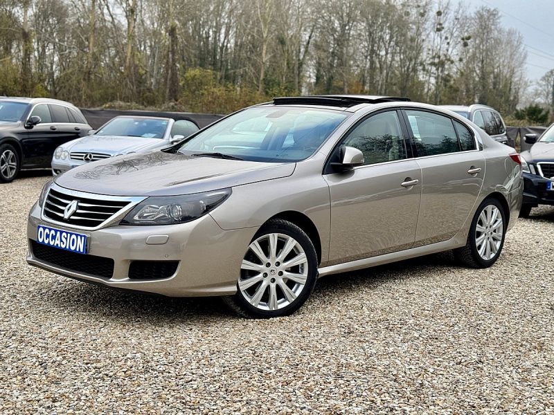 RENAULT LATITUDE 2011