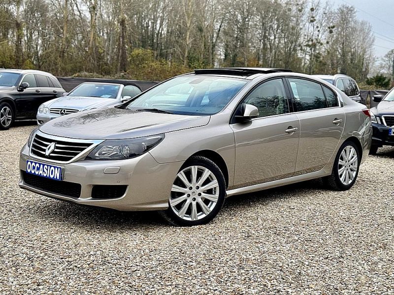 RENAULT LATITUDE 2011