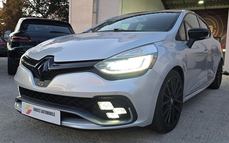 RENAULT CLIO 2018