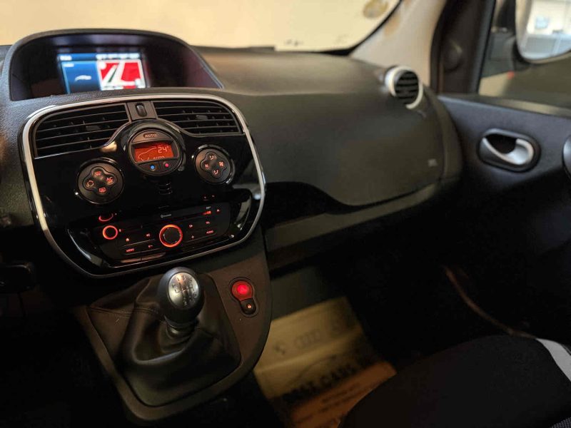 RENAULT KANGOO 2015