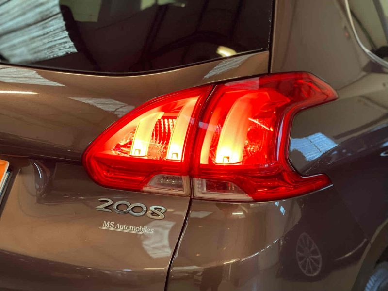 PEUGEOT 2008 2013