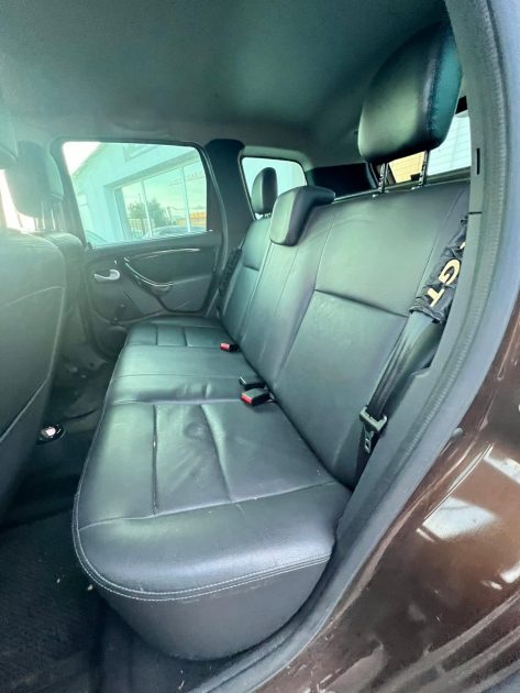 DACIA DUSTER  2010 1.6 16v 105CV / Distribution Neuve / CT OK 