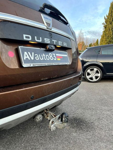 DACIA DUSTER  2010 1.6 16v 105CV / Distribution Neuve / CT OK 