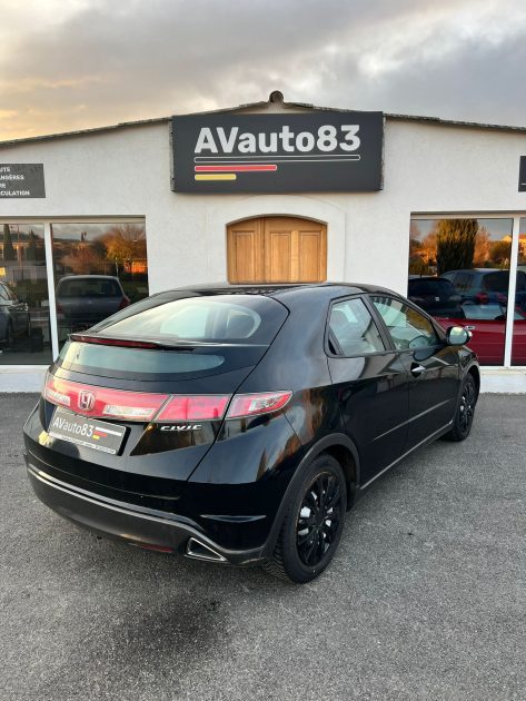 HONDA CIVIC 2011 1.4ivtec 100cv / Moteur à Chaine 