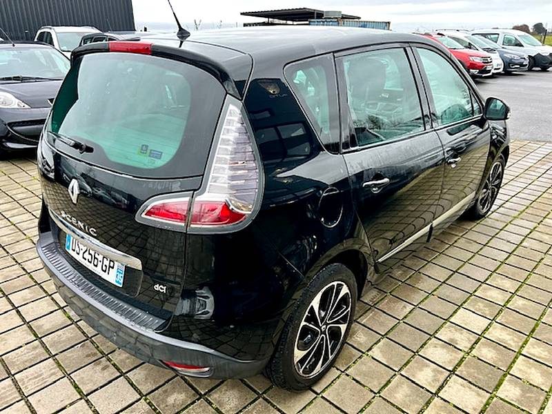 RENAULT MEGANE SCENIC 1.5 dCi 110Ch FAP ECO2 BOSE EDITION EDC