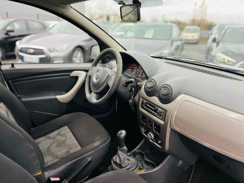 DACIA SANDERO 1.4 MPI 75ch