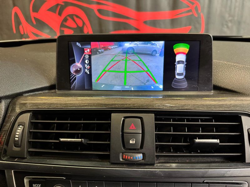 B.M.W. SERIE 3 F30 2.0 320d 184CH LUXURY