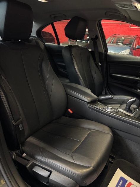 B.M.W. SERIE 3 F30 2.0 320d 184CH LUXURY