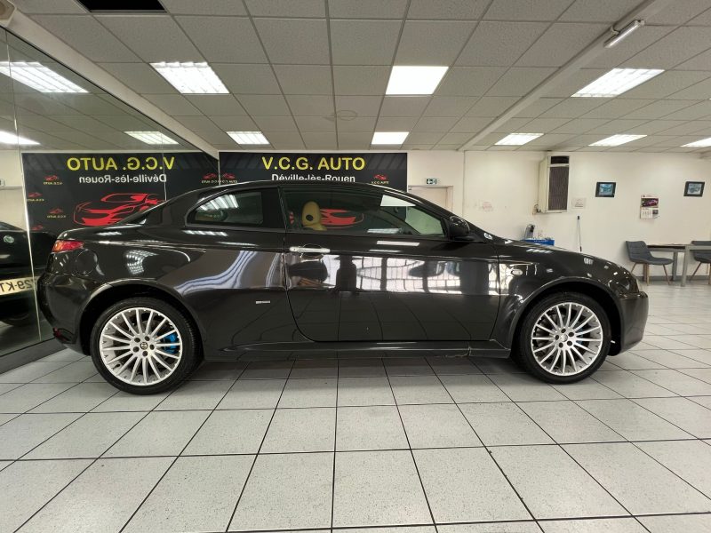 ALFA ROMEO GT 1.9 JTD M-JET 150 DISTINCTIVE