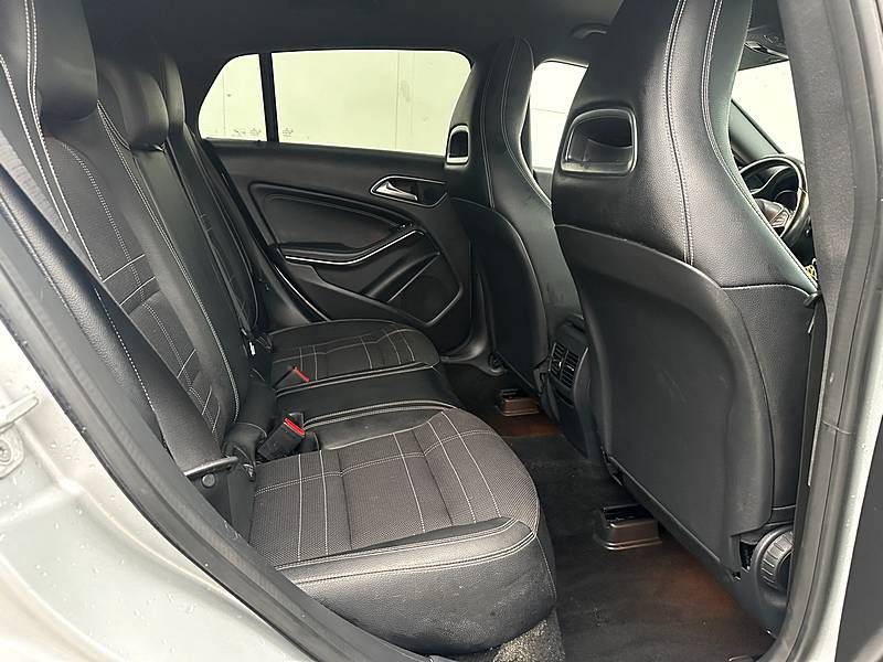 MERCEDES CLASSE CLA 200 SHOOTING BRAKE