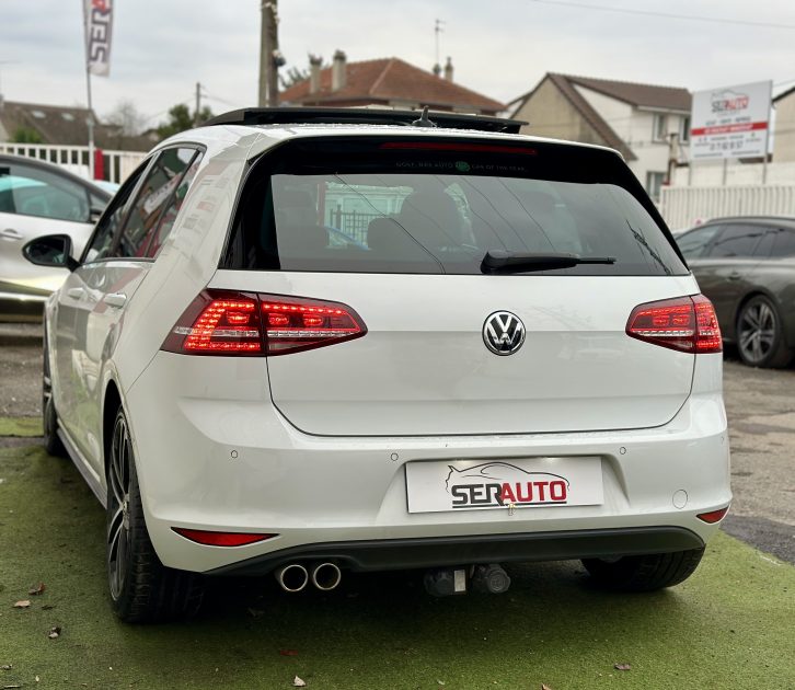 VOLKSWAGEN GOLF 2014