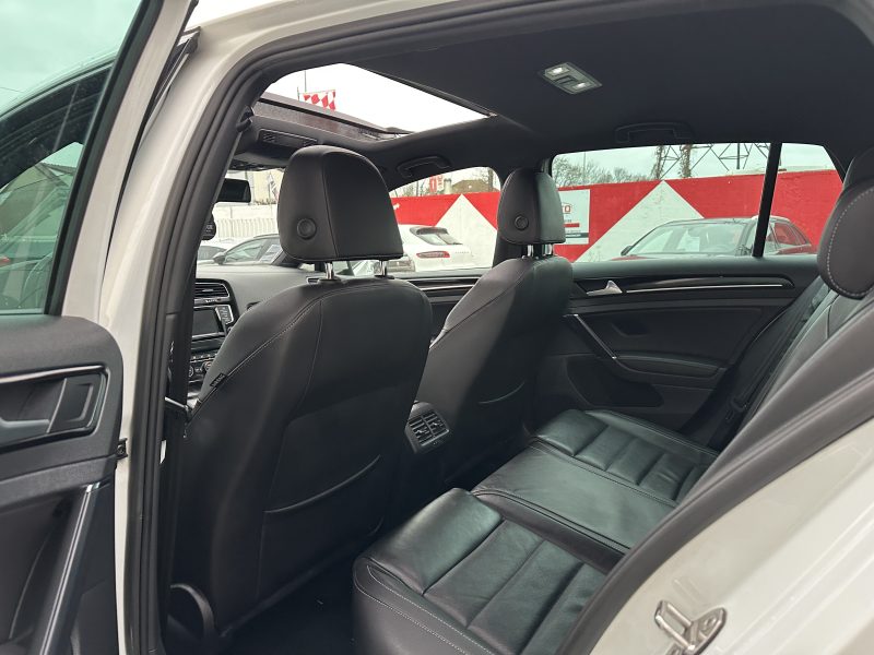 VOLKSWAGEN GOLF 2014