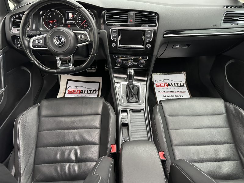 VOLKSWAGEN GOLF 2014