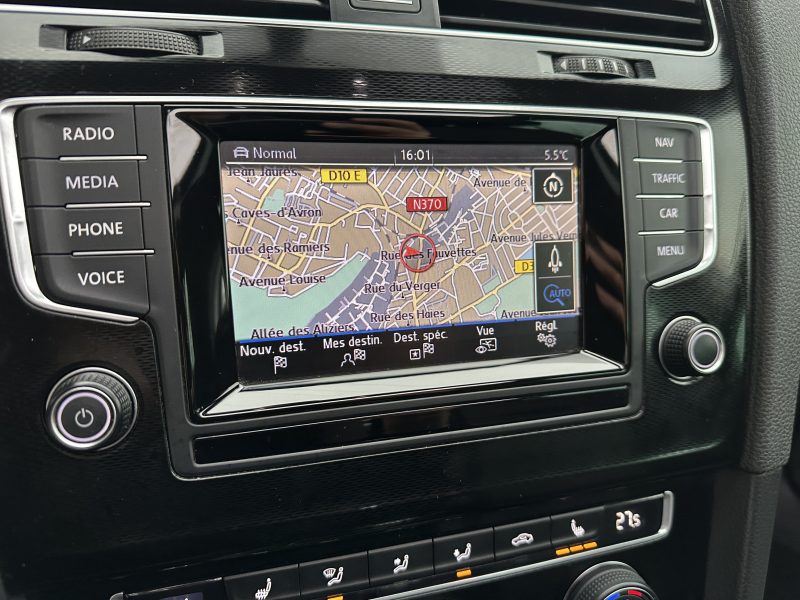 VOLKSWAGEN GOLF 2014