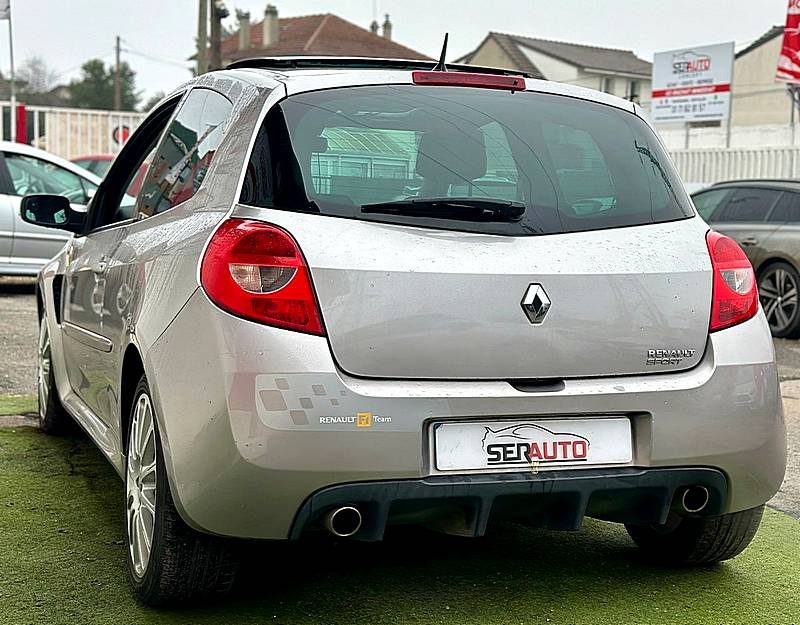 RENAULT CLIO III  2.0 16V 200CV RS SPORT - *** REMISE - A PRIX COUTANT !! ***
