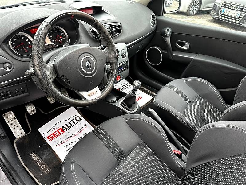 RENAULT CLIO III  2.0 16V 200CV RS SPORT - *** REMISE - A PRIX COUTANT !! ***