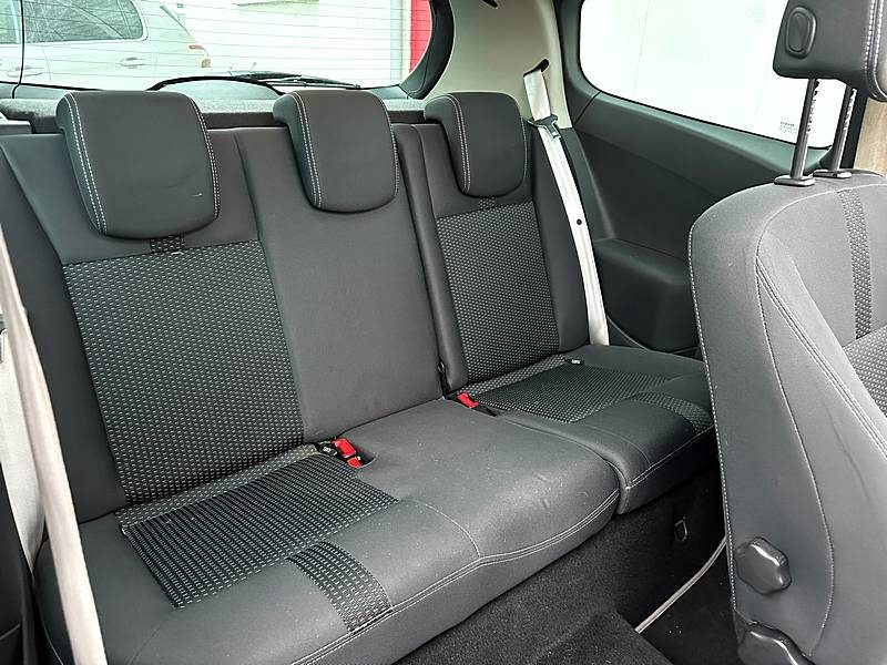 RENAULT CLIO III  2.0 16V 200CV RS SPORT - *** REMISE - A PRIX COUTANT !! ***