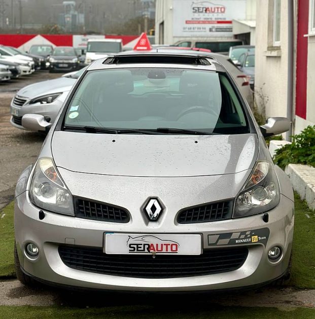 RENAULT CLIO III  2.0 16V 200CV RS SPORT - *** REMISE - A PRIX COUTANT !! ***