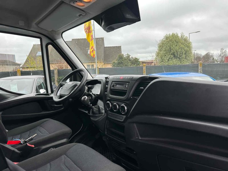 IVECO 35S14 DAILY VI 2.3 136C