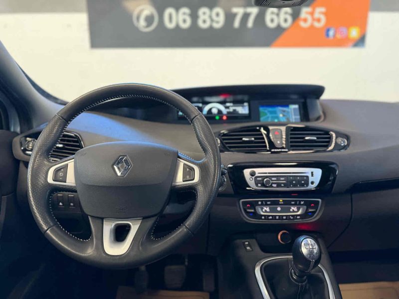 RENAULT SCENIC 2012