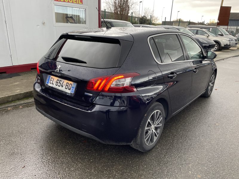 PEUGEOT 308 2017