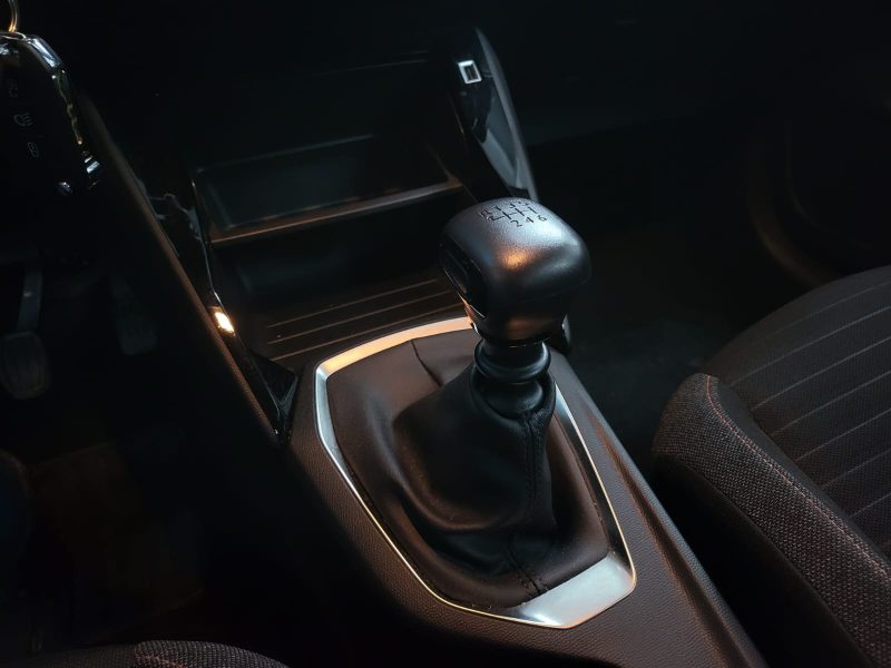 PEUGEOT 208 II 1.2 PureTech 100cv Active BVM6