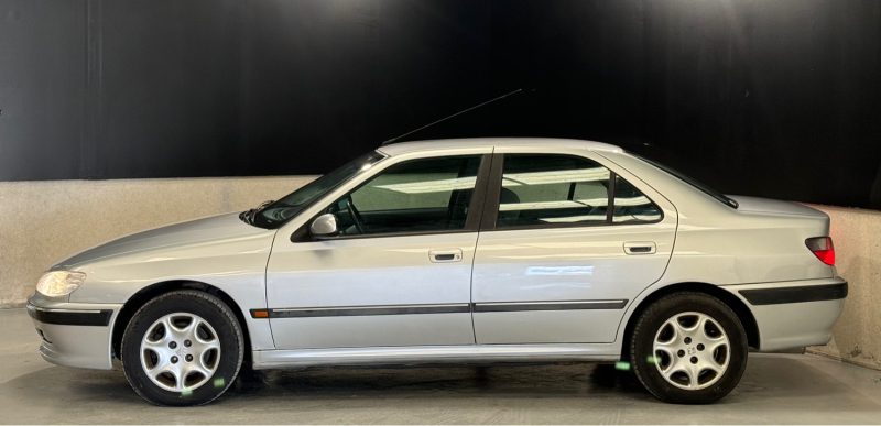 PEUGEOT 406 3.0 i V6 BERLINE 194 cv 1ERE MAIN
