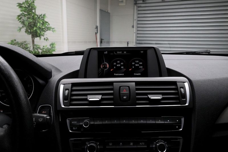 B.M.W. Série 1 2016