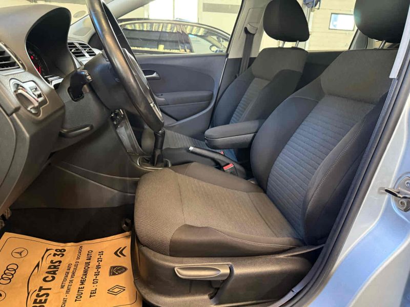 VOLKSWAGEN POLO 2010