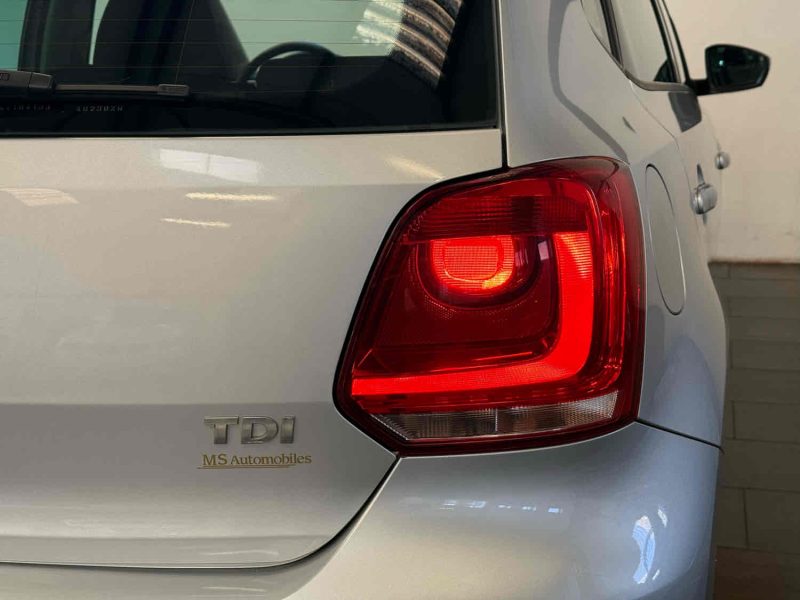 VOLKSWAGEN POLO 2010