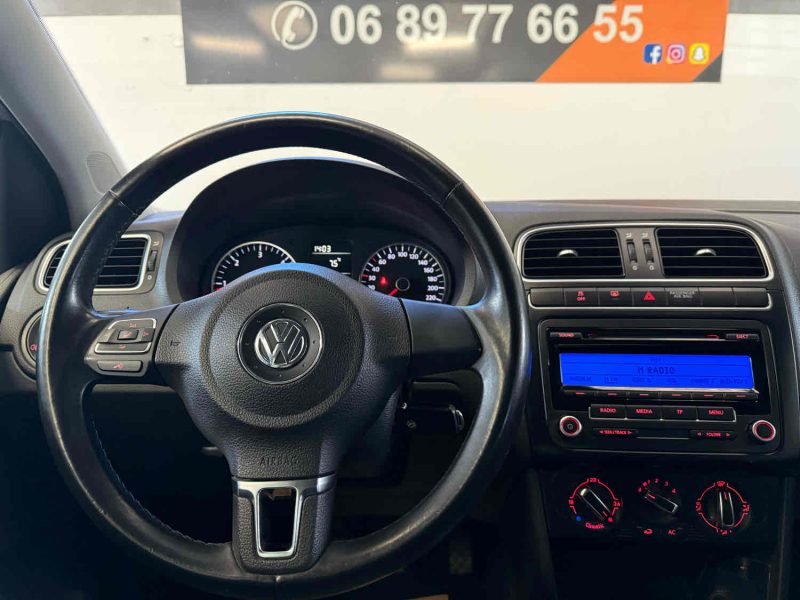 VOLKSWAGEN POLO 2010