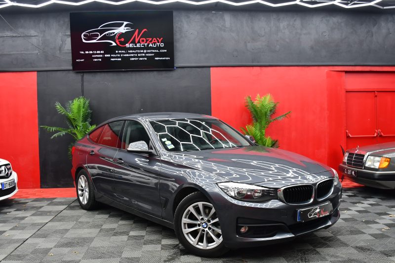 B.M.W. SERIE 3 2015