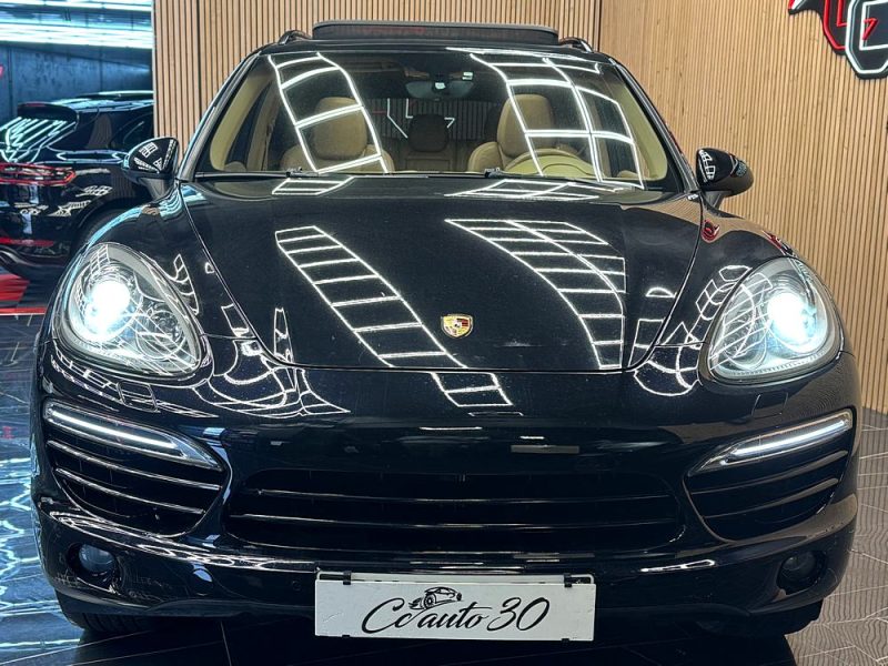 PORSCHE CAYENNE 2012