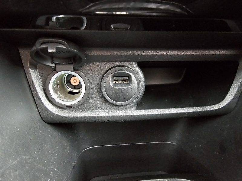 PEUGEOT 2008 1,5 HDI 100 CH BVM6 CROSSWAY FULL